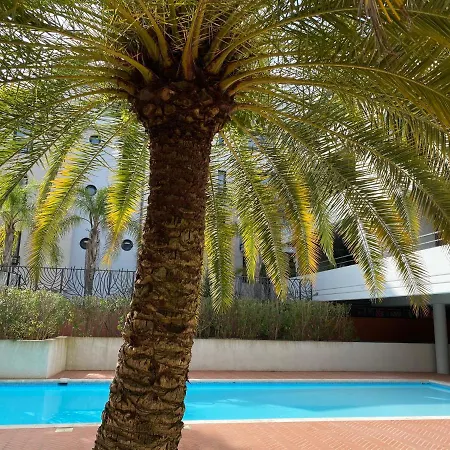 Apartment 2 Pieces Terrasse Piscine Californie *
